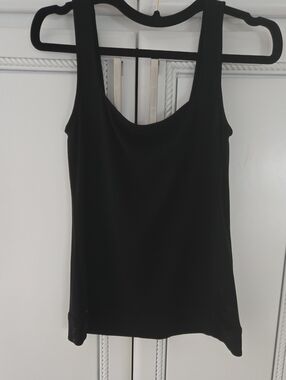 Everyday Black Scoop Neck Tank Top